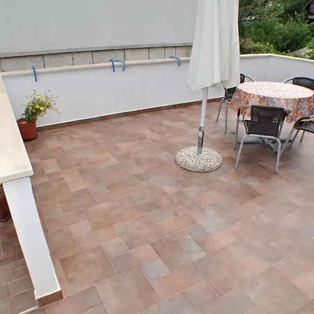 Apartment Surjak *