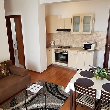 Surjak Apartment *